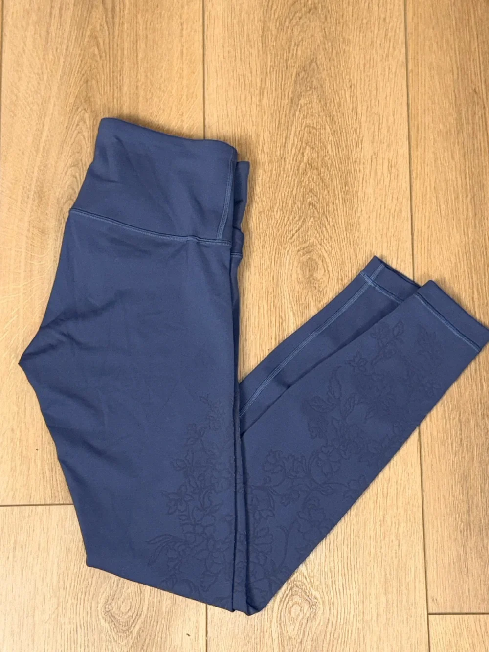 Lululemon Always On High-Rise 28” Leggings Size 6 *Flocked Everlux Code Blue